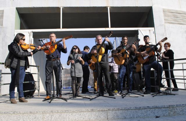 El pregón y la inauguración Belén Municipal abren por todo lo alto la Navidad torreña - 2, Foto 2