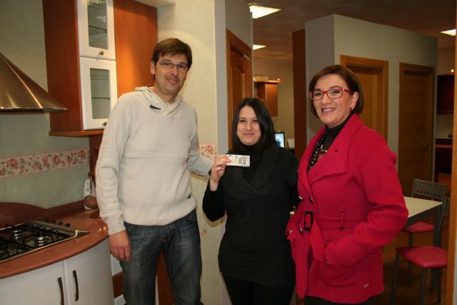 Sebas Moda, Cocinas Mareva y Electrodomésticos Hijos de Juan Ciudad reparten la suerte en el segundo sorteo de la Campaña de Navidad - 3, Foto 3