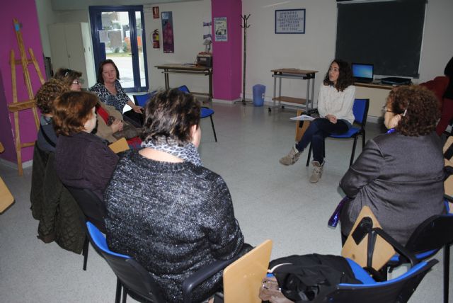 Charla de apoyo en Las Torres de Cotillas para los cuidadores de personas dependientes - 2, Foto 2