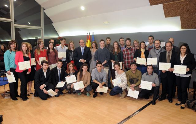 Premios Extraordinarios de Bachillerato y Formación Profesional de la Región de Murcia - 2, Foto 2