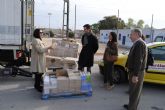 Los trabajadores de 'Consum' donan 600 kilos de alimentos a 'Cáritas Parroquial' de Las Torres de Cotillas