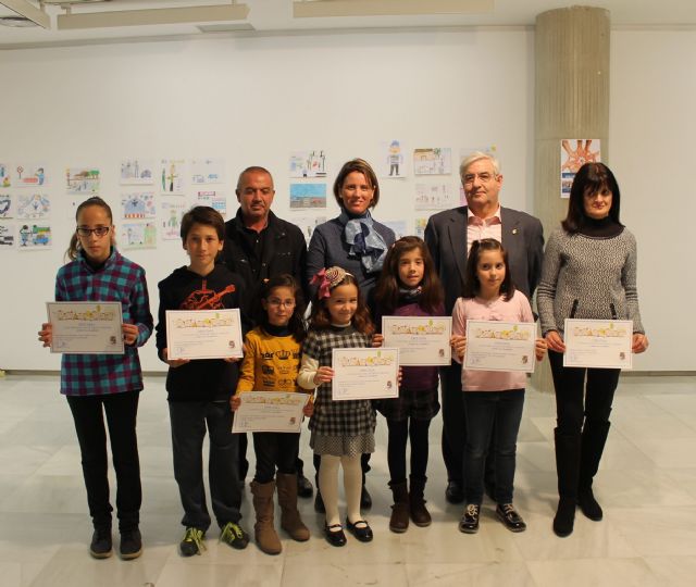 El I Concurso de Pintura y Dibujo ¿Cómo ves a tu policía? finaliza con una participación de más de 300 obras presentadas - 4, Foto 4