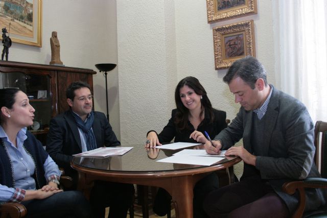 Convenio para realizar en Yecla los exámenes de idiomas de la Universidad de Cambridge - 1, Foto 1