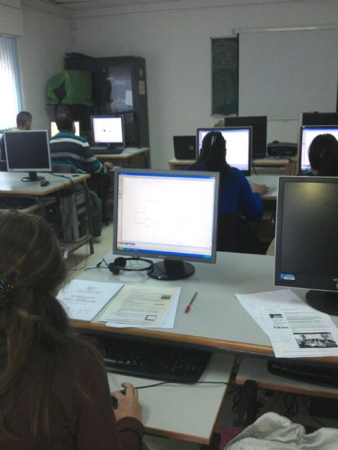 Último curso del año de informática básica de la Concejalía de Nuevas Tecnologías torreña - 1, Foto 1