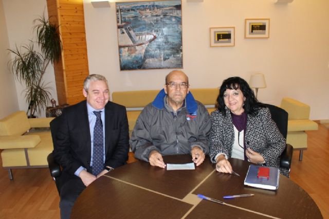 El Ayuntamiento firma convenios de colaboracin con la Cofrada de Pescadores de Mazarrn y con diversas asociaciones del municipio, Foto 4