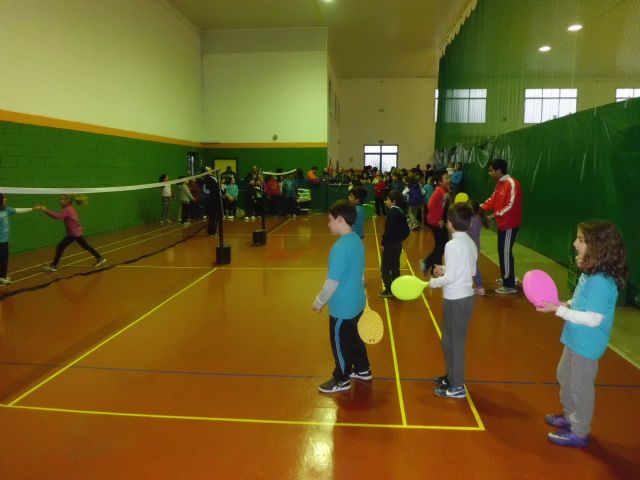 El programa municipal Escuela Deporte-Salud de Molina de Segura celebra su tradicional fiesta de Navidad - 1, Foto 1