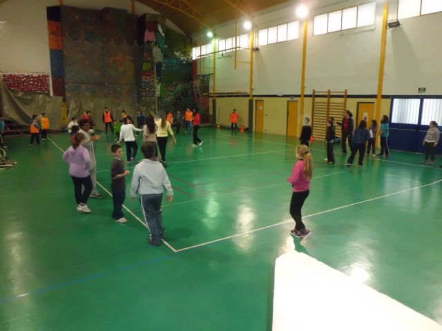 El programa municipal Escuela Deporte-Salud de Molina de Segura celebra su tradicional fiesta de Navidad - 2, Foto 2