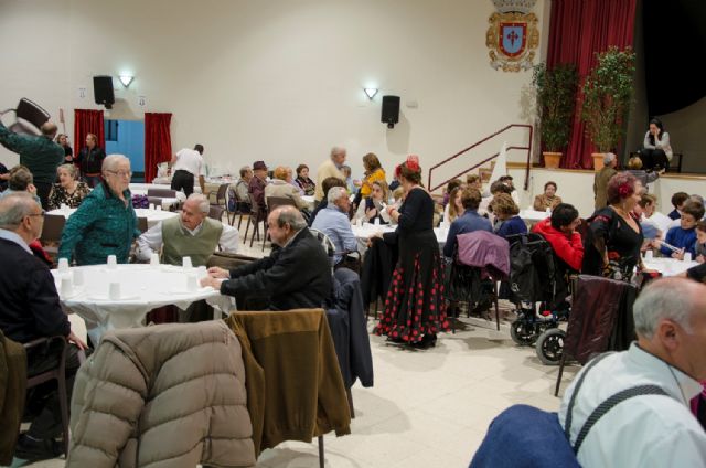 Encuentro navideño con los voluntarios municipales - 1, Foto 1
