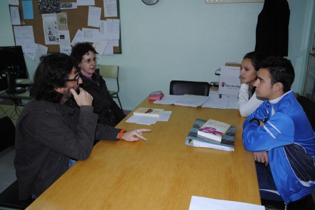 El coordinador del programa visita a los corresponsales juveniles de Las Torres de Cotillas - 3, Foto 3