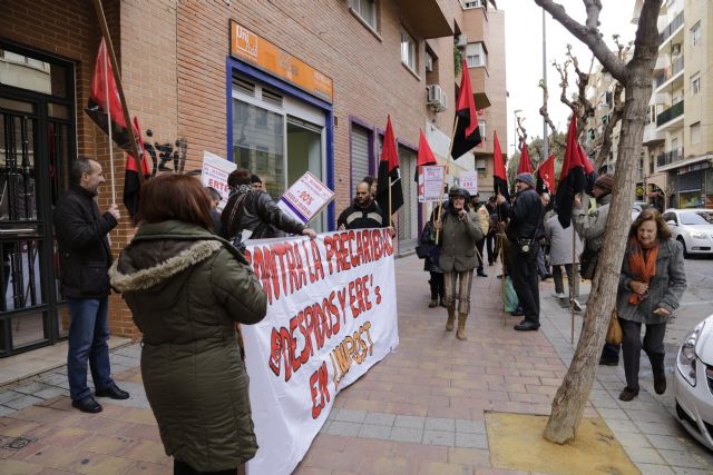 Transcurso de la jornada de huelga en los ferrocarriles y Unipost en Murcia - 3, Foto 3