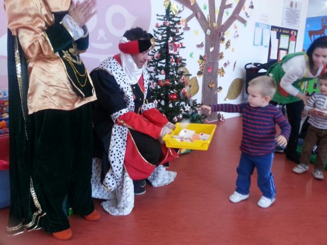 Las familias del centro de conciliación de Los Alcázares solidarias con quienes más lo necesitan - 1, Foto 1