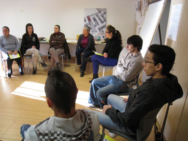 “El Candil” reinicia sus acciones formativas y de orientación laboral - 1, Foto 1