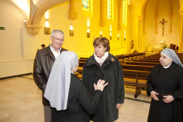 Una treintena de entidades sociales reciben el tradicional donativo del Ayuntamiento - 2, Foto 2