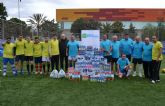 Las Nuevas Generaciones del PP consiguen 600 cartones de leche para Cáritas en un partido de fútbol benéfico