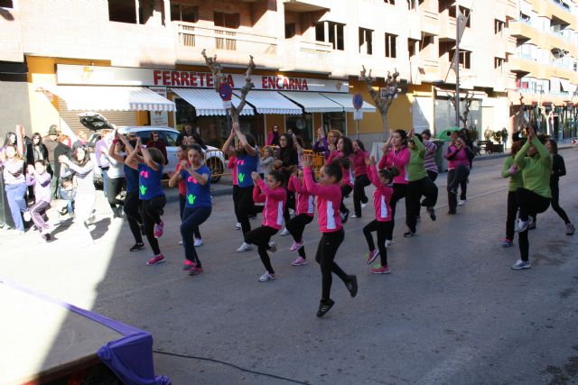 El I Maratón de Zumba Fitness recoge 300 kilos de comida para familias necesitadas de Cehegín - 3, Foto 3