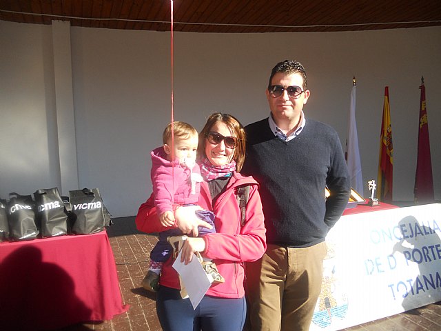 Ms de 700 personas participan en familia en el 