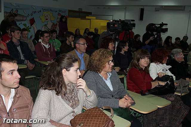 Se gradan un total de 17 alumnos de la VII promocin del Bachillerato Internacional del IES 