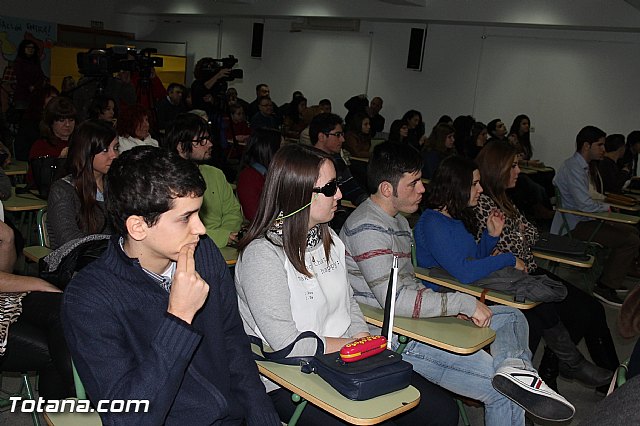 Se gradan un total de 17 alumnos de la VII promocin del Bachillerato Internacional del IES 