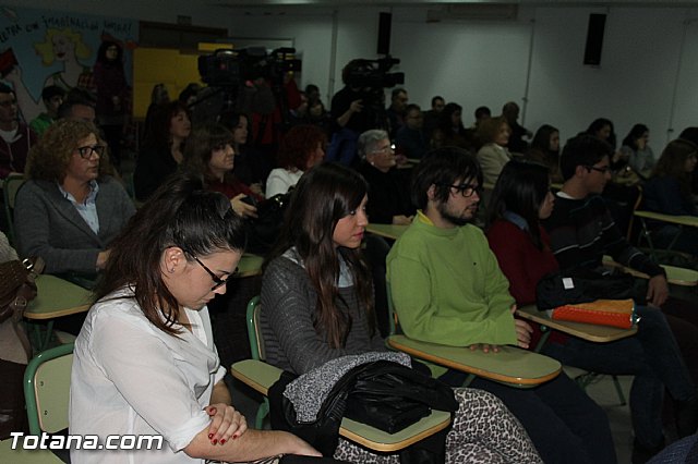 Se gradan un total de 17 alumnos de la VII promocin del Bachillerato Internacional del IES 