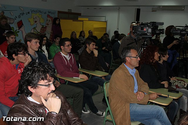 Se gradan un total de 17 alumnos de la VII promocin del Bachillerato Internacional del IES 