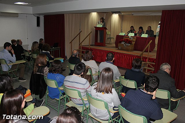 Se gradan un total de 17 alumnos de la VII promocin del Bachillerato Internacional del IES 