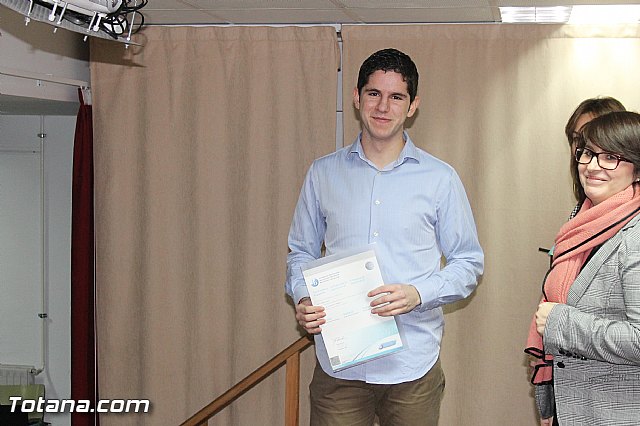 Se gradan un total de 17 alumnos de la VII promocin del Bachillerato Internacional del IES 