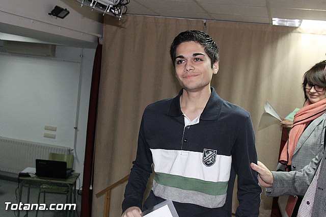 Se gradan un total de 17 alumnos de la VII promocin del Bachillerato Internacional del IES 