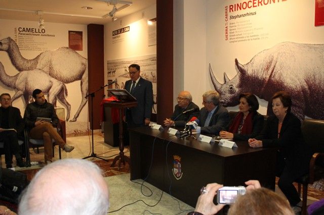Lorenzo Vilas y Consuelo Arias reciben el nombramiento de Socium del Museo Municipal Jerónimo Molina - 2, Foto 2