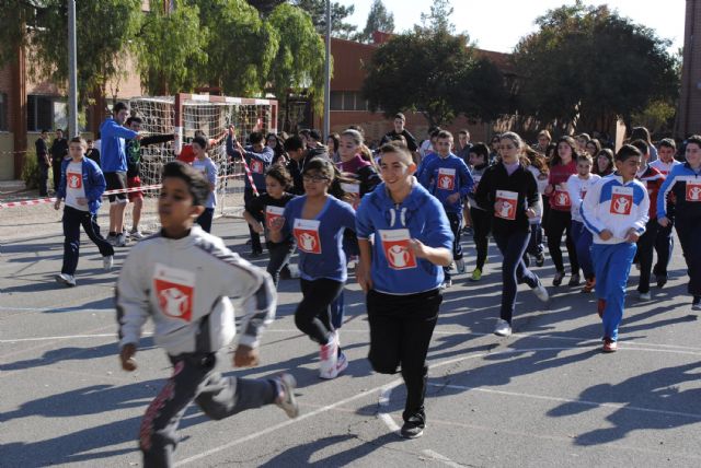 Los alumnos del IES Salvador Sandoval corrieron por los niños de Etiopía - 2, Foto 2