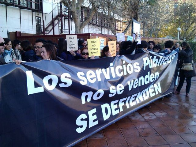 Denuncian el despido fulminantes de 16 orientadores y promotores laborales y 3 Técnicos de Empleo del SEF sin explicación alguna - 1, Foto 1