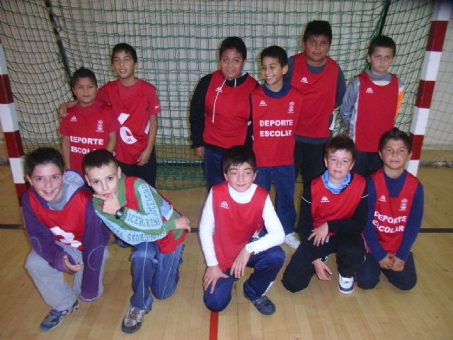 La concejalía de Deportes pone en marcha la fase local de balonmano alevín de Deporte Escolar - 2, Foto 2