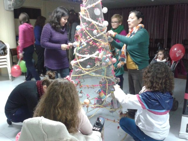 D'Genes act made a small Christmas and Christmas Crafts workshop, Foto 2