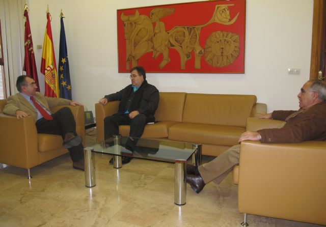 El consejero Manuel Campos se reúne con los presidentes de asociaciones relacionadas con el sector de las Comunicaciones y del Audiovisual - 1, Foto 1