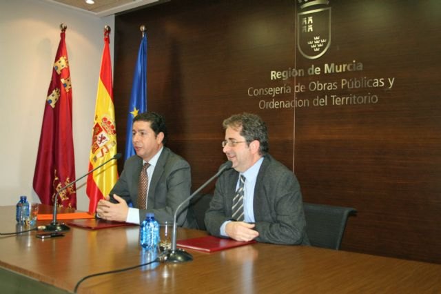 Obras Públicas y la Asociación Habito prorrogan cinco años su colaboración en beneficio de las personas en riesgo de exclusión social - 1, Foto 1