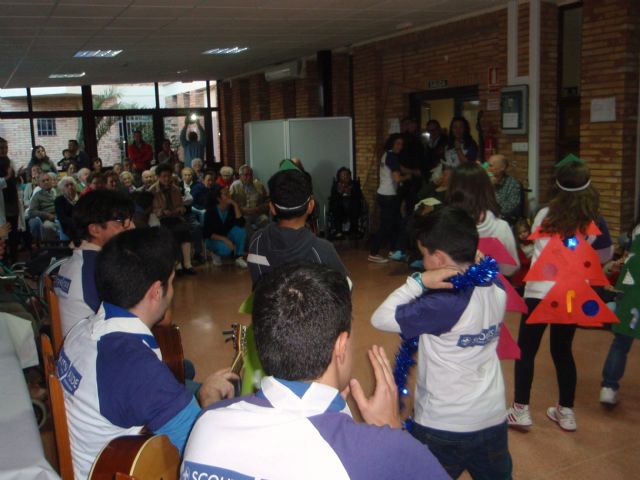 Festival de villancicos de los Scouts de Renfe en la residencia de Ferroviarios - 1, Foto 1