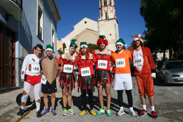 La VII San Silvestre reúne a unos 150 corredores y recoge juguetes para repartir el Día de Reyes - 1, Foto 1