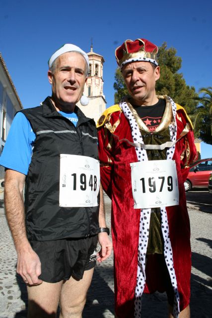 La VII San Silvestre reúne a unos 150 corredores y recoge juguetes para repartir el Día de Reyes - 4, Foto 4
