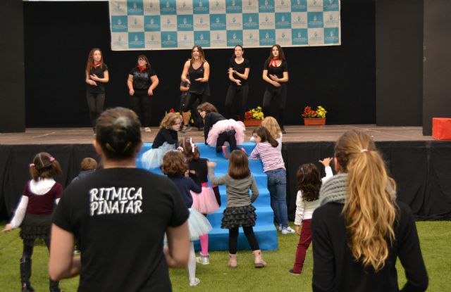 Taekondo, Gimnasia Rítmica y zumba para los niños en las jornadas deportivas de Navidad - 1, Foto 1
