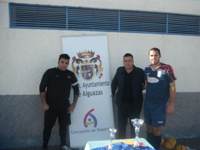 El II Trofeo de Navidad de Fútbol-11 Veteranos Villa de Alguazas se salda con la victoria de los locales - 2, Foto 2