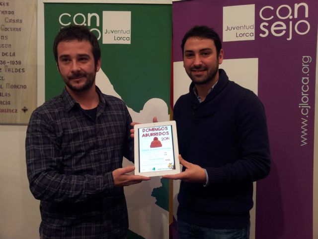 Ayuntamiento y Consejo de la Juventud organizan viajes para disfrutar de los deportes de invierno en la estación de esquí de Sierra Nevada - 1, Foto 1