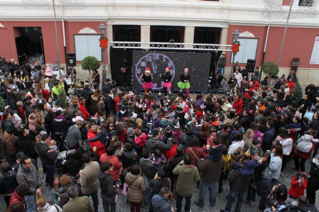 Más de 400 niños y niñas recibieron el 2014 antes de tiempo en las Campanadas Infantiles Solidarias - 5, Foto 5