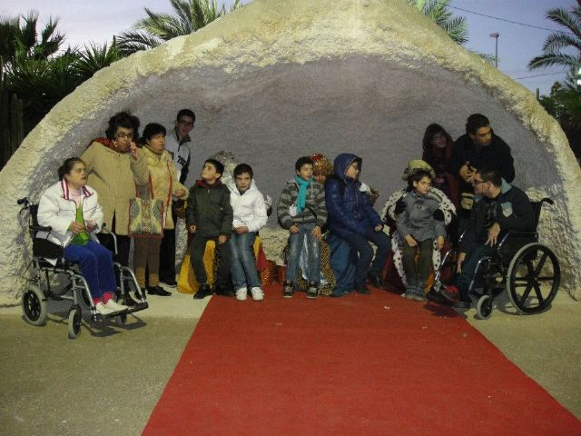 AdaptaOcio visita el Belén Viviente de la pedanía murciana de El Raal - 1, Foto 1
