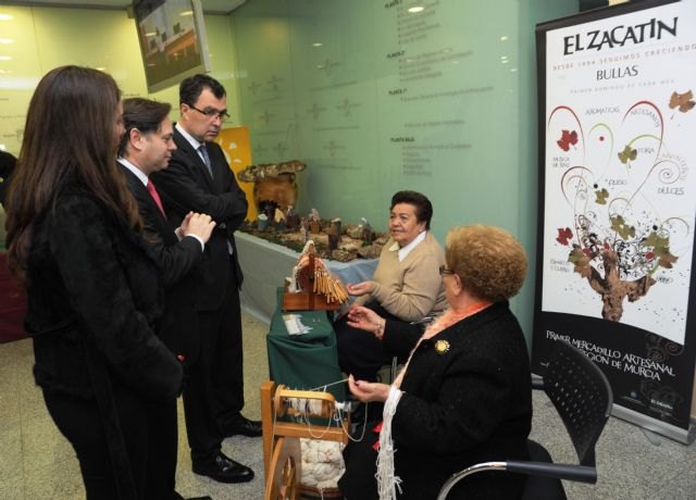La Comunidad apoya el mercadillo artesanal del Zacatín de Bullas en la celebración de su vigésimo aniversario - 1, Foto 1