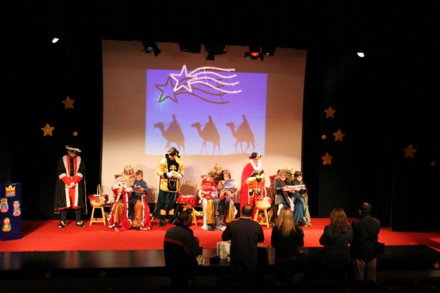 Más de 600 niños entregan su carta a los reyes magos - 1, Foto 1