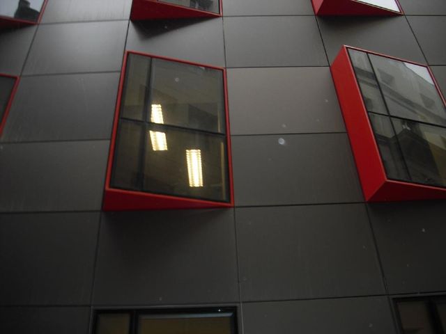 Movimiento Ciudadano denuncia que la iluminación del edificio administrativo estuvo encendida en Navidad - 1, Foto 1