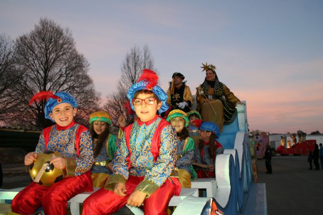 La Cabalgata de Reyes Magos reparte magia e ilusión por las calles de Cehegín - 2, Foto 2