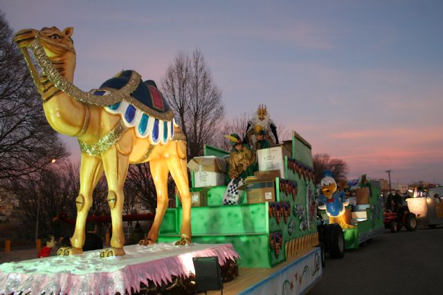 La Cabalgata de Reyes Magos reparte magia e ilusión por las calles de Cehegín - 4, Foto 4