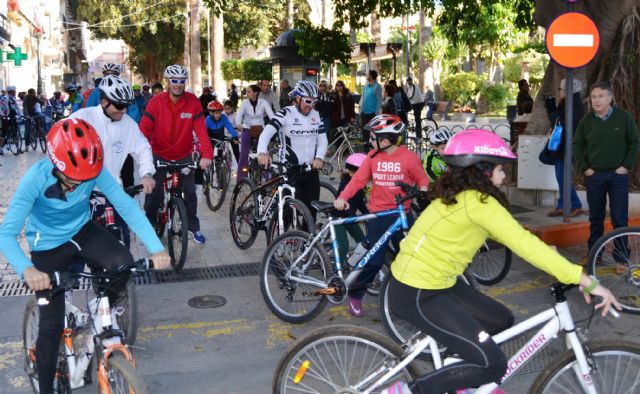 Cerca de 300 personas participan en el Paseo Ciclista de Reyes en Águilas - 1, Foto 1