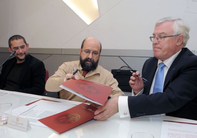 La Universidad de Murcia y el Colegio de Biólogos firman un convenio para facilitar la profesionalización de los alumnos - 2, Foto 2