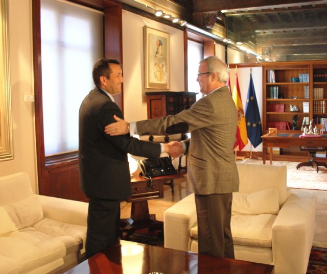 El presidente de la Comunidad recibe a los alcaldes de Molina de Segura, Ceutí y Librilla - 2, Foto 2